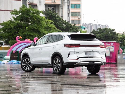 800W Tipo di carrozzeria chiusa Byd Song Plus Champion Edition EV 520km Long Range Electric Car