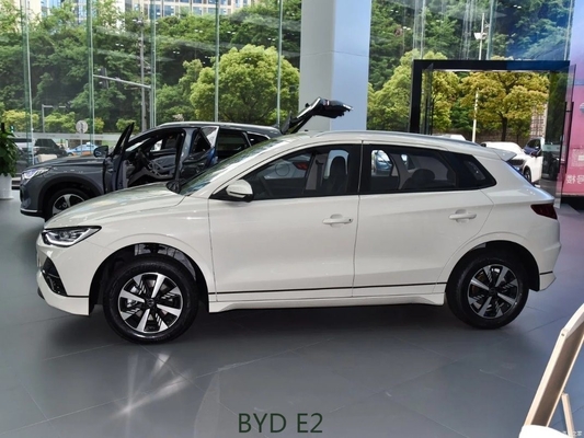 2023 Byd E2 EV Veicolo elettrico Auto con 4260*1760*1530 Dimensioni e 70kw Potenza massima
