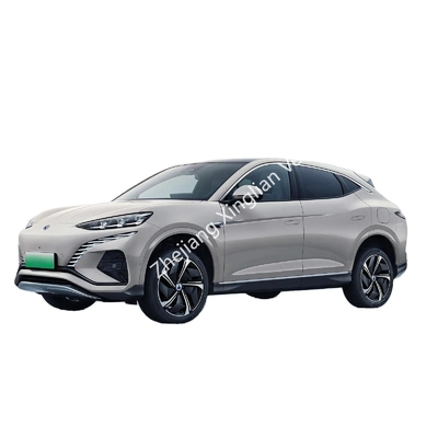 5 posti Denza N7 SUV elettrico con 702 km di autonomia e carburante 100% elettrico