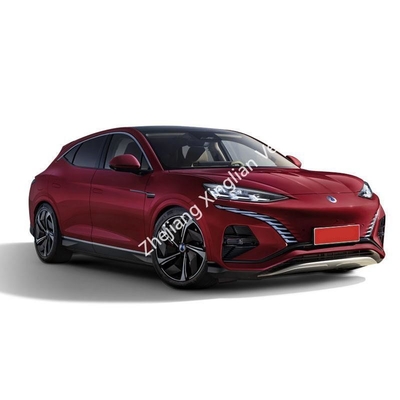 Veicoli energetici esportano un gran numero di auto elettriche Byd Denza N7 a Tashkent Uzbekistan