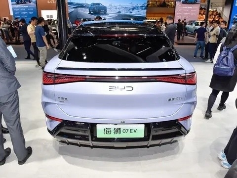 Guida sinistra 2024 Byd Sea Lion 07EV con 610 km di autonomia elettrica e 235/50 R19 Dimensione pneumatica