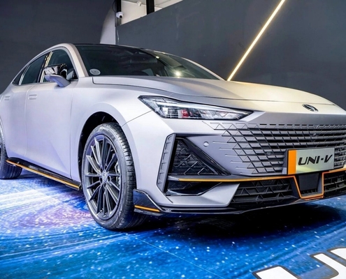 2022 2023 Changan Uni-K 2.0t Idd 2021 Uni-K SUV 4 ruote Veicolo energetico ibrido grande