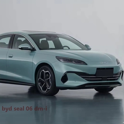 2024 Byd Seal 06 Dm-I Plug in Hybrid Electric Car Trazione anteriore 4 porte 5 posti berlina