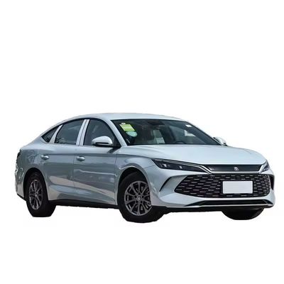 2024 Byd Qin L Dm-I Lunga autonomia 80 km 120 km Ibrido plug-in chilometraggio completo 2100 Km Veicolo energetico Auto EV Tempo di ricarica 3,42 ore