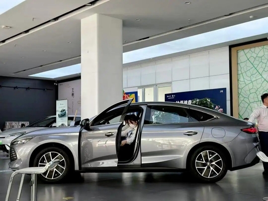 2024 Byd Qin L Dmi 2100km Long Range Hybrid Sedan Auto elettrica 2WD EV Auto per 5 posti