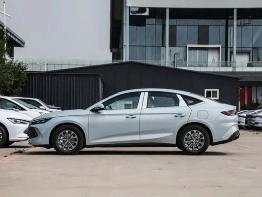 Finestra posteriore elettrica 2024 Byd Qin L berlina medio-dimensione con 120 km di autonomia e 4830X1875X1495mm