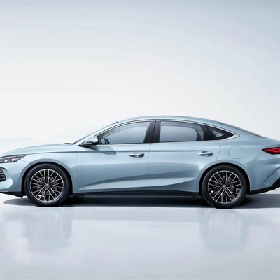 2024 Byd Qin L Dm-I 80 km Tipo di carburante idrogeno Pure Electric Range EV Auto MID-Size Energy Auto