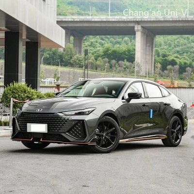 2023 Changan Uni-V Intelligent Electric Idd Plug-in Hybrid 1.5t 113km Auto compatta