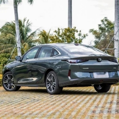 Changan Qiyuan A05 Compact 1.5L Plug-in Hybrid Fast Charging Sedan La scelta perfetta