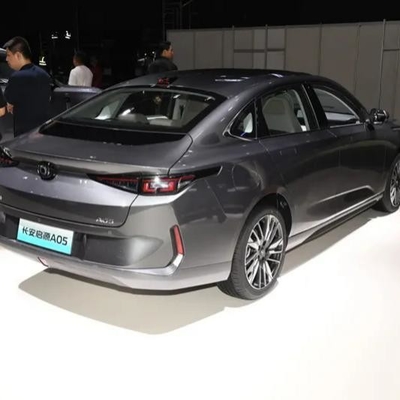 Changan Qiyuan A05 70air Energy Veicoli ibridi elettrici A05 Sedan Auto con 2024