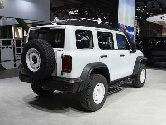 Modello 2023 2.0t Iron Rider 02 SUV Auto con 5 porte e SUV di corpo