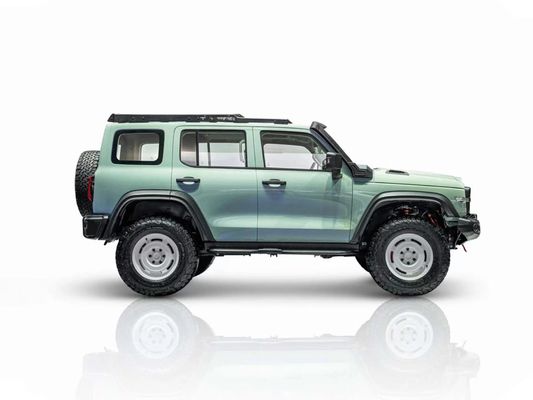 Modello 2023 2.0t Iron Rider 02 SUV Auto con 5 porte e SUV di corpo
