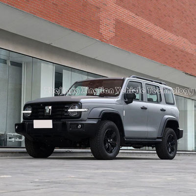 Cisterna 300 Auto cinese 8 velocità 227HP 5 posti SUV a benzina con sistema di frenata meccanica