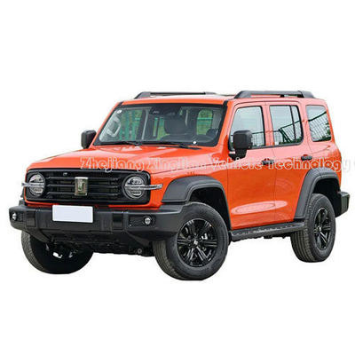 Cisterna per autoveicoli 300 2023 Off-Road Versione 2.0t Veicolo Conqueror con sterzo sinistro