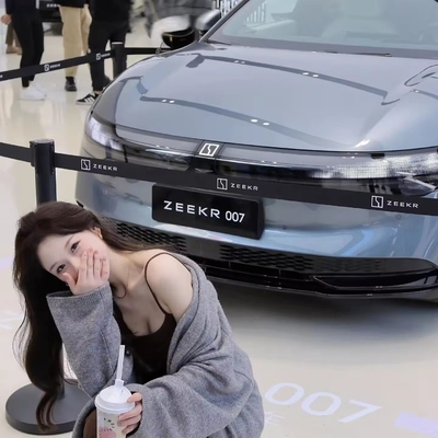 Motore elettrico puro Geely Zeekr 007 2024 001 EV Car 100kwh Fibra Top Edition per voi