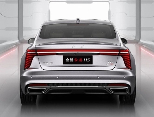 2024 1.5t Hev Qichang 4 porte 5 sedili berlina auto elettrica alta configurazione per adulti