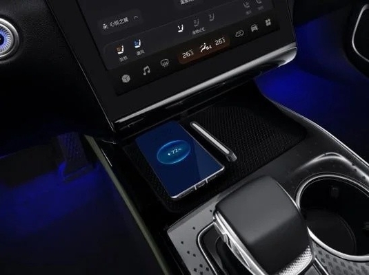 Capacità del serbatoio di carburante 50-80L Hongqi H5 FWD 1.5t 169HP 5 posti MID-Size Sedan Fuel Vehicle