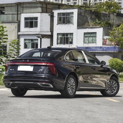 Auto di lusso Hongqi H5 più venduta con configurazione motore Ot 2.0L e cambio automatico