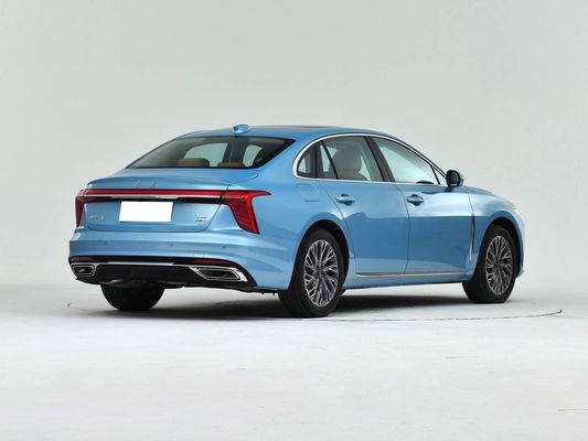 2024 Hongqi H5 Black Gas Modello Auto usate 4 porte con 5 posti Disponibilità 1.6-2.0L