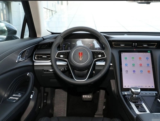 Hongqi H5 quattro porte cinque posti berlina con velocità massima 230 km / h e cambio automatico