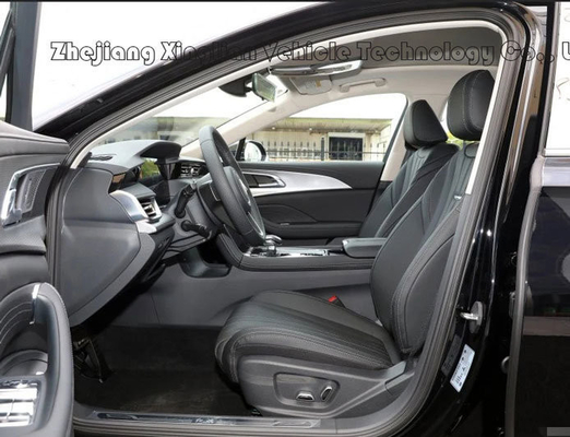 Certificato ISO14001 e cilindrate da 1,6-2,0L Il carburante Hongqi H5 4-Wheeler Sedan