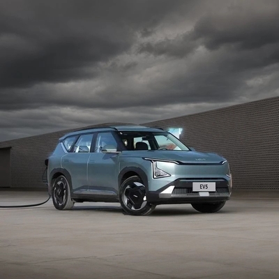 Veicolo elettrico puro KIA EV5 2023 Top Best Blue Suvenergy con durata ≤ 1 anno