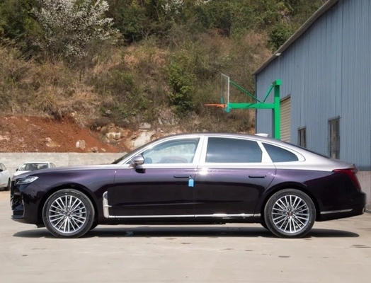 FAW Hongqi H9 Veicoli energetici Intelligent Vehicle Hardware System EV Car 2920mm Base rotabile