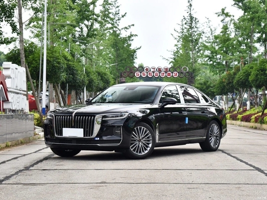 Energy Electric Car Hongqi E-HS9 6 posti Bianco veicolo a quattro ruote con trazione FWD