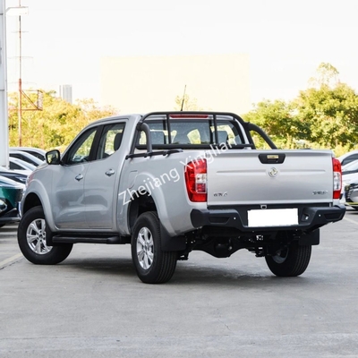 No. 1 Dongfeng Rich6 4*4 pick up truck con pneumatici off road e trasmissione automatica