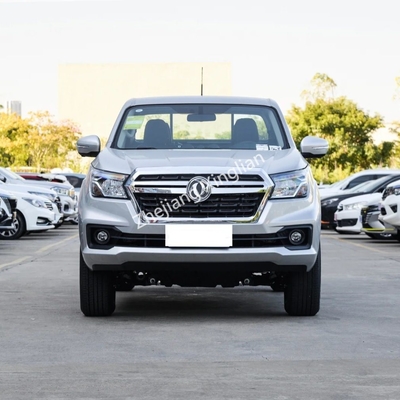 Dongfeng Rich 6 Double Cab Diesel 4X4 Mini Pickup Truck con guida a sinistra in giallo