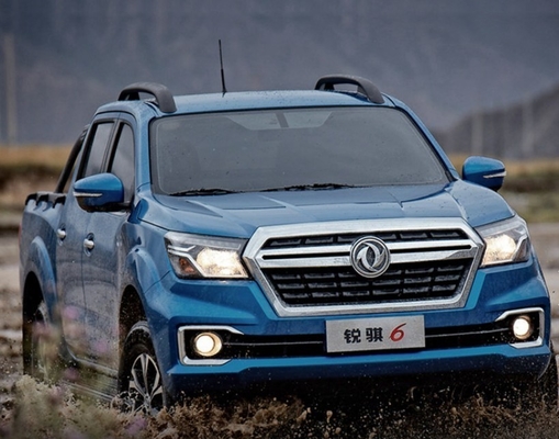 Transmissione manuale Dongfeng Rich 6 4X4 Pickup Truck Diesel per il mercato delle auto principianti
