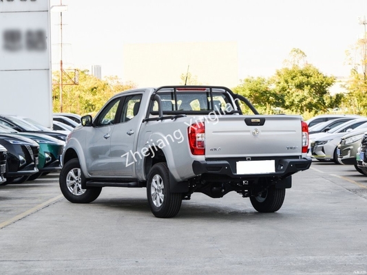 Dongfeng Mini Rich 6 Pickup Truck 4X4 con Motore a Benzina 5mt 5 posti Benzina gialla