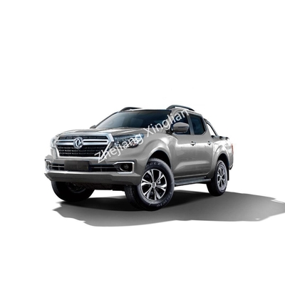 Dongfeng Mini Rich 6 Pickup Truck 4X4 con Motore a Benzina 5mt 5 posti Benzina gialla
