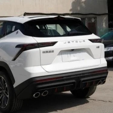 Prodotto SUV 2023 Modello 1.6t 5 porte 5 posti auto a benzina con personalizzazione da Jietu Dasheng