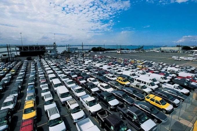 Deposit+Hot Sale Chang′an Mazda 3 Euro VI Emission Standard Fwd Drive Multi-Function Steering Wheel Leather Seats Ride-on Cars